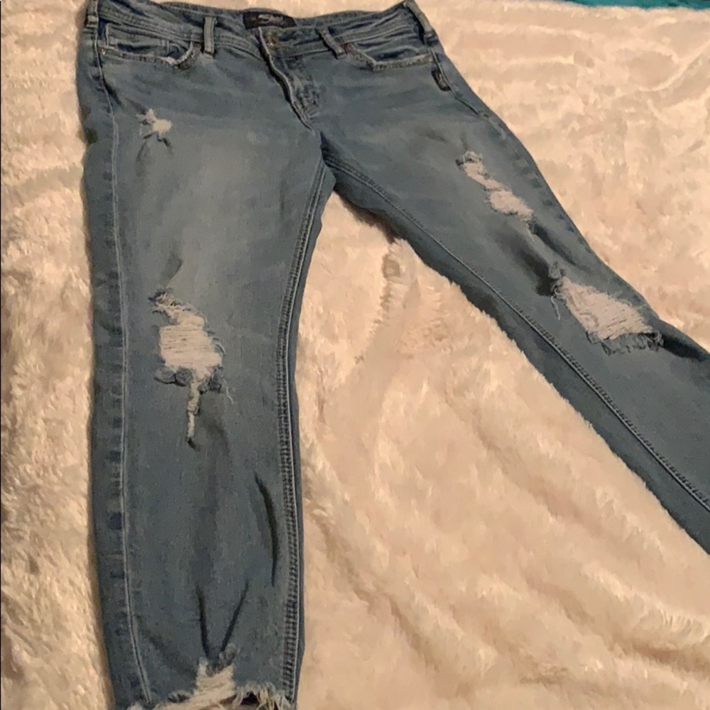 SILVER JEANS || SUKI skinny crop